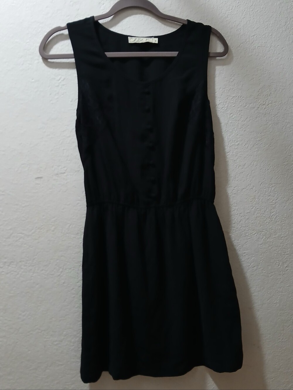 New Chloe K size M  Black Sleeveless Button-Front Dress